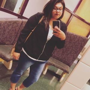 Meet your Posher, Liz